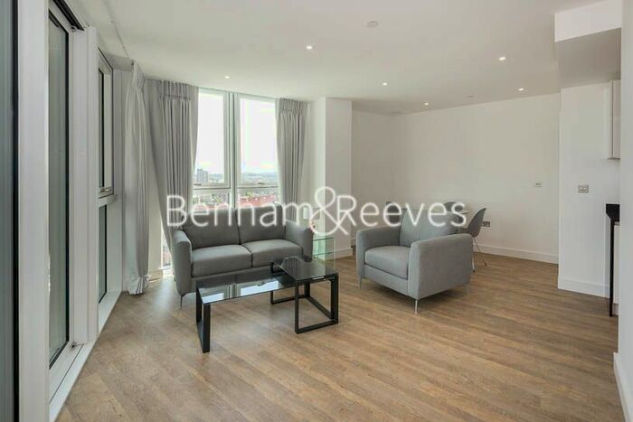 2 Bedroom Flat To Rent In Gladwin Tower, Nine Elms, SW8