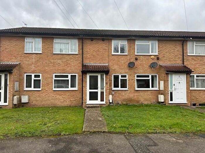 2 Bedroom Maisonette To Rent In Napier Road, Ashford, TW15