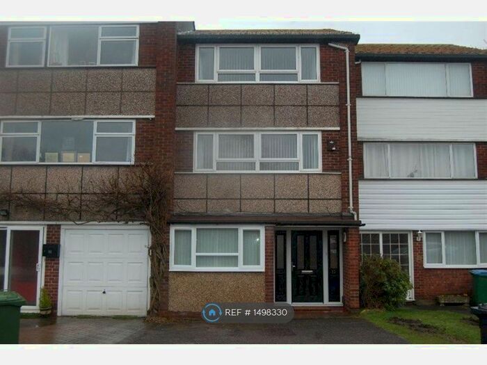 4 Bedroom Terraced House To Rent In Chapel Close, Watford, WD25