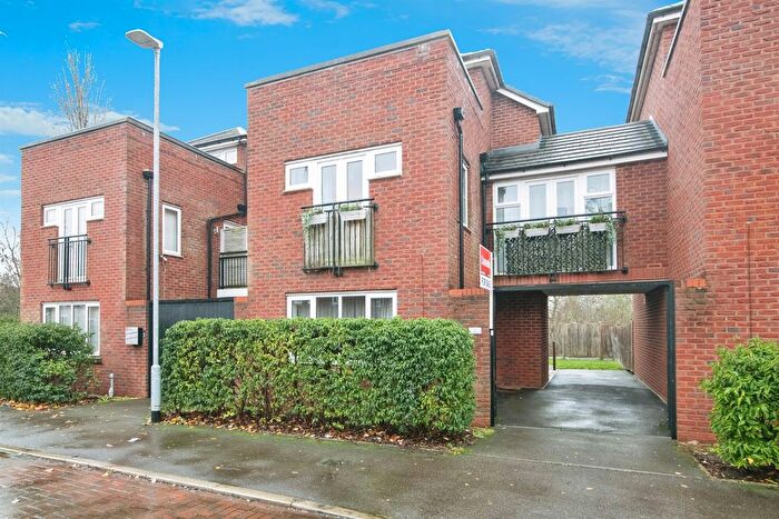 3 Bedroom Property For Sale In The Pavilions, West Bromwich, B70
