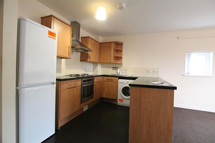 2 Bedroom Flat To Rent In Bensham Road, Gateshead, NE8