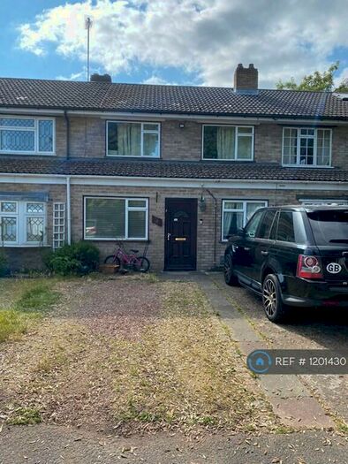 3 Bedroom Terraced House To Rent In Frogmore Park Drive, Blackwater, Camberley, GU17