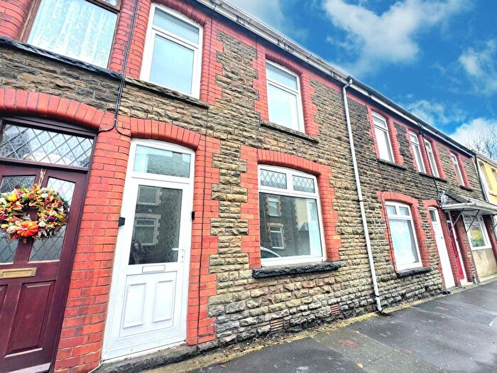 3 Bedroom Terraced House To Rent In Williams Avenue, Resolven, SA11