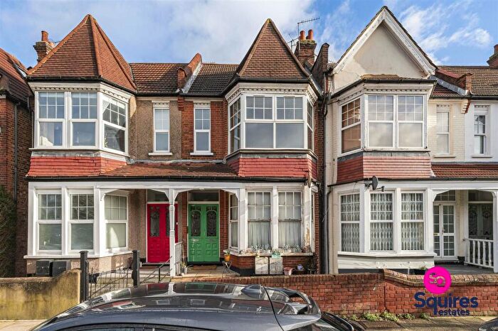 2 Bedroom Flat To Rent In Princes Avenue, London, N3