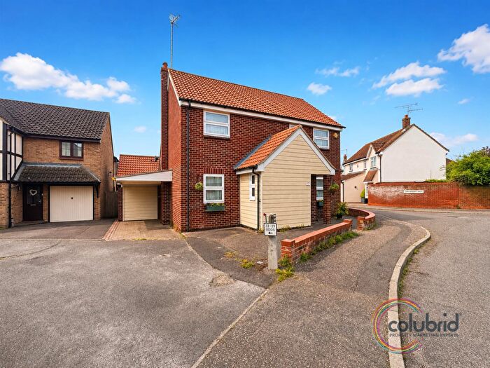 4 Bedroom Detached House For Sale In Hopkins Mead, Chelmer Village, Chelmsford, CM2