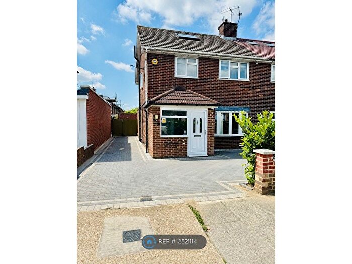 4 Bedroom Semi-Detached House To Rent In Sipson Road, West Drayton, UB7
