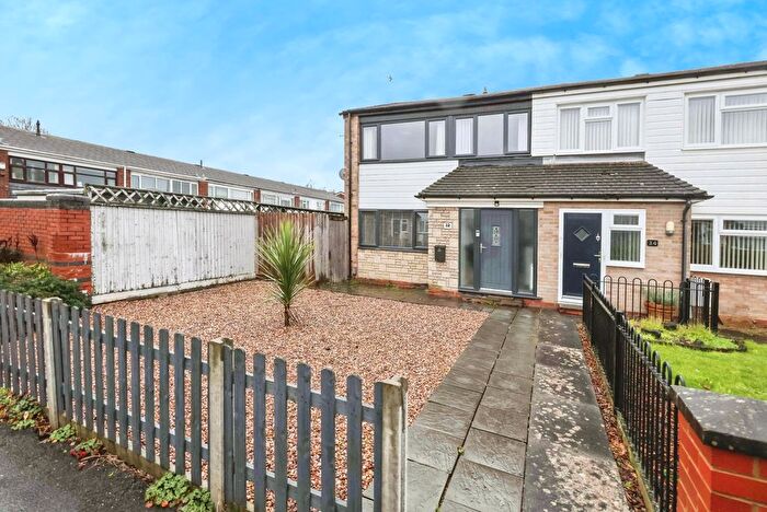 3 Bedroom End Terrace House For Sale In Morar Close, Birmingham, West Midlands, B35