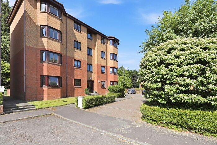 2 Bedroom Flat For Sale In Elm Bank, Kirkintilloch, Glasgow, G66