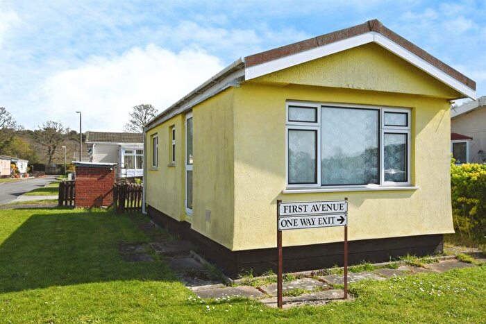 1 Bedroom Park Home For Sale In First Avenue, Scunthorpe, DN17