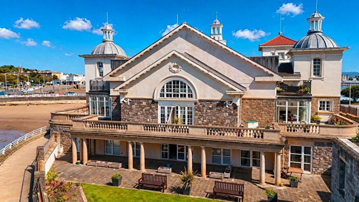 2 Bedroom Flat To Rent In The Theatre, Knightstone Island, BS23