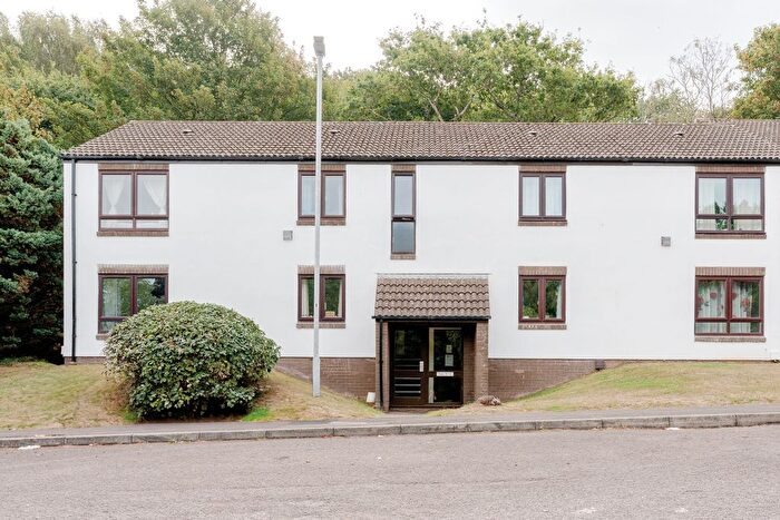 2 Bedroom Flat For Sale In Devonshire Drive, Portishead, Bristol, Somerset, BS20
