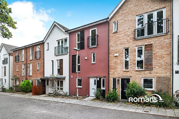 3 Bedroom House To Rent In Vulcan Drive, Bracknell, RG12