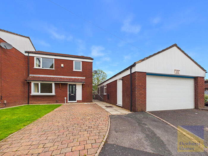 3 Bedroom Semi-Detached House For Sale In Meadowfield, Fulwood, PR2
