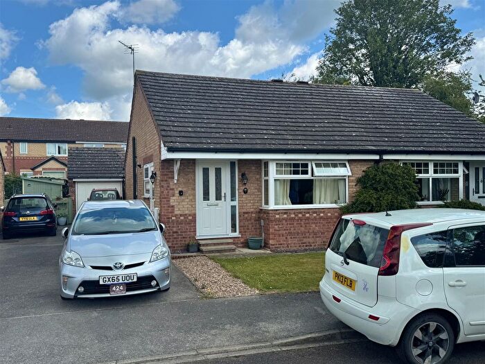 2 Bedroom Semi Detached Bungalow To Rent In Hunters Close, Easingwold, YO61