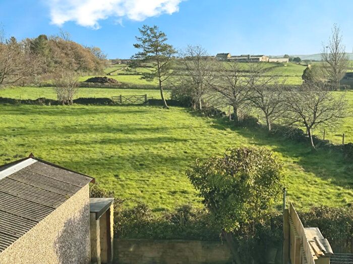 2 Bedroom Semi Detached House To Rent In Highmoor Lane, Cleckheaton, BD19