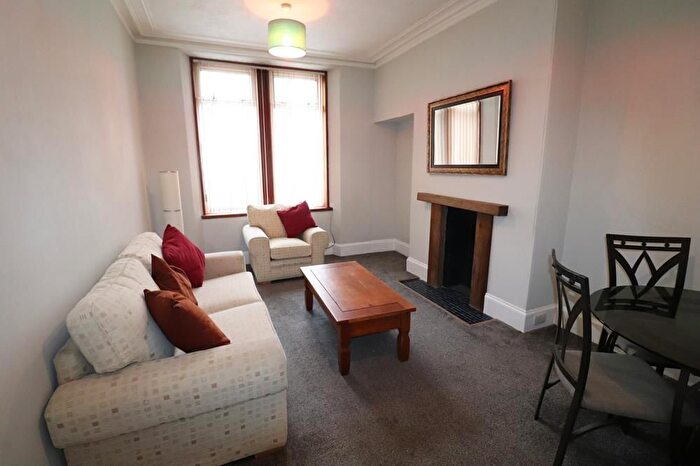 1 Bedroom Flat To Rent In Willowbank Road, Ground Floor Left, AB11