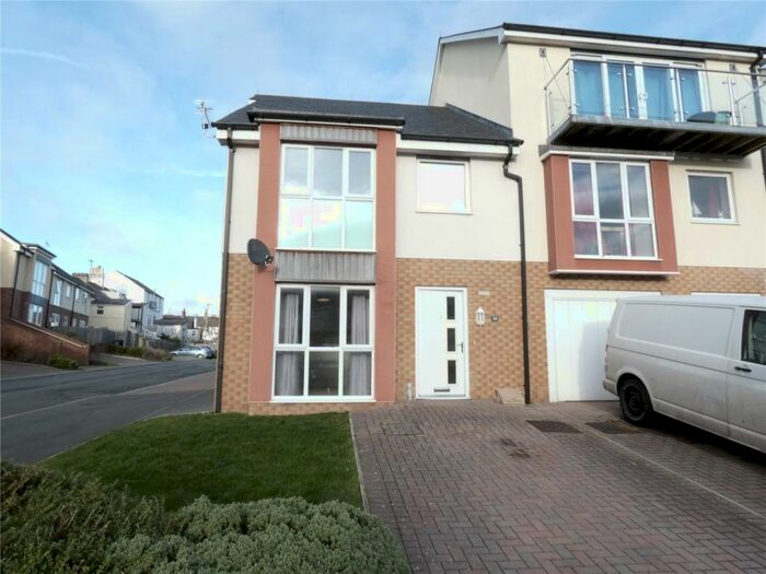 3 Bedroom Semi-Detached House To Rent In Y Bae, Bangor, Gwynedd, LL57