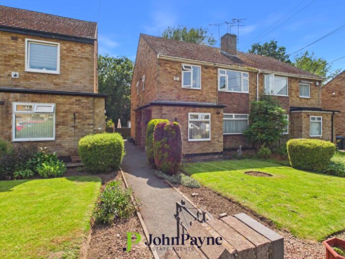 2 Bedroom Maisonette For Sale In Sedgemoor Road, Stonehouse Estate, Coventry, CV3