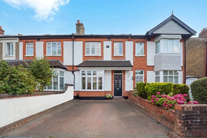 3 Bedroom Terraced House For Sale In Edenbridge Road, Enfield, EN1