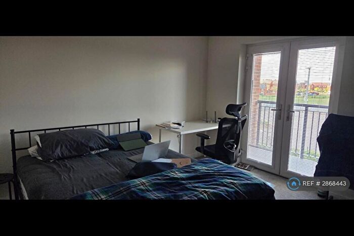 2 Bedroom Flat To Rent In Broughton, Aylesbury, HP22