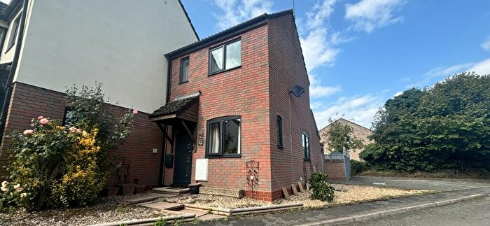 1 Bedroom Semi-Detached House To Rent In Willow Close, Alcester, Warwickshire, B49