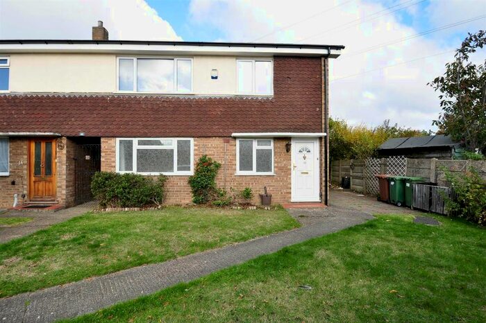 2 Bedroom Maisonette To Rent In Millbrook Avenue, Welling, DA16