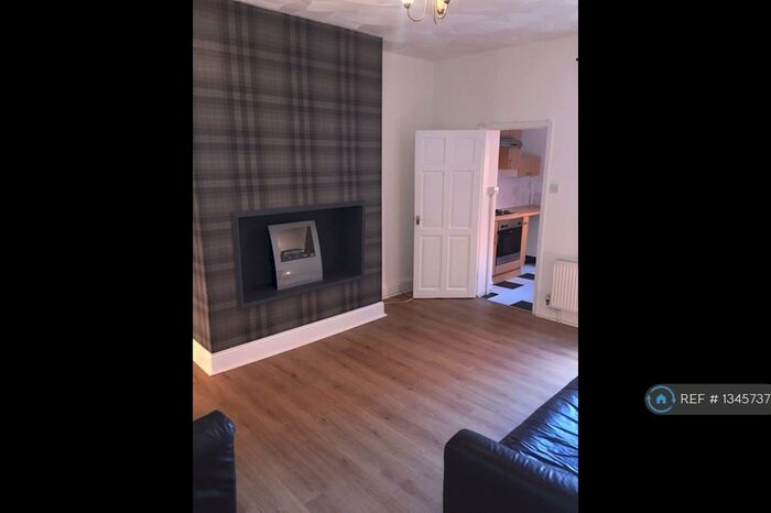 2 Bedroom Flat To Rent In Broughton Road, South Shields, NE33