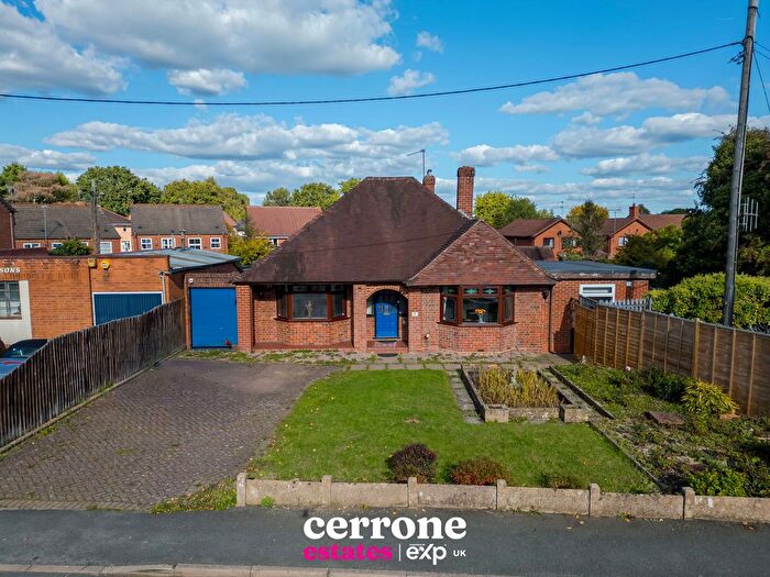 3 Bedroom Bungalow For Sale In Snake Lane, Alvechurch, Redditch, B48