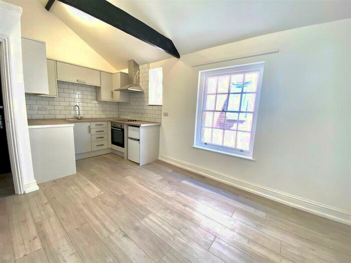 1 Bedroom Apartment To Rent In Balsall Street East, Bedford, MK40
