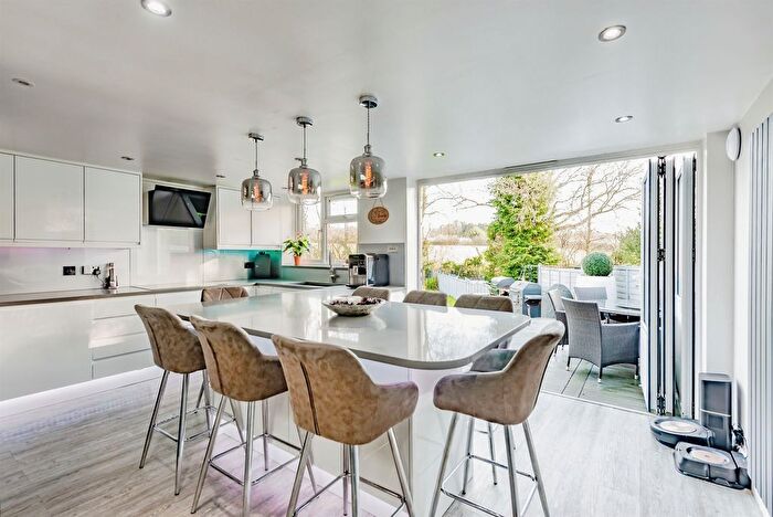 3 Bedroom Terraced House For Sale In Ockleys Mead, Godstone, RH9