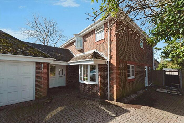 5 Bedroom House For Sale In Catisfield Road, Fareham, Hampshire, PO15