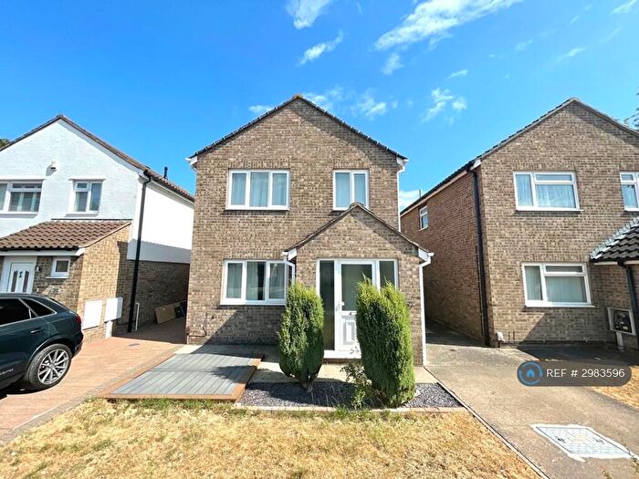 4 Bedroom Detached House To Rent In Charlton Gardens, Bristol, BS10