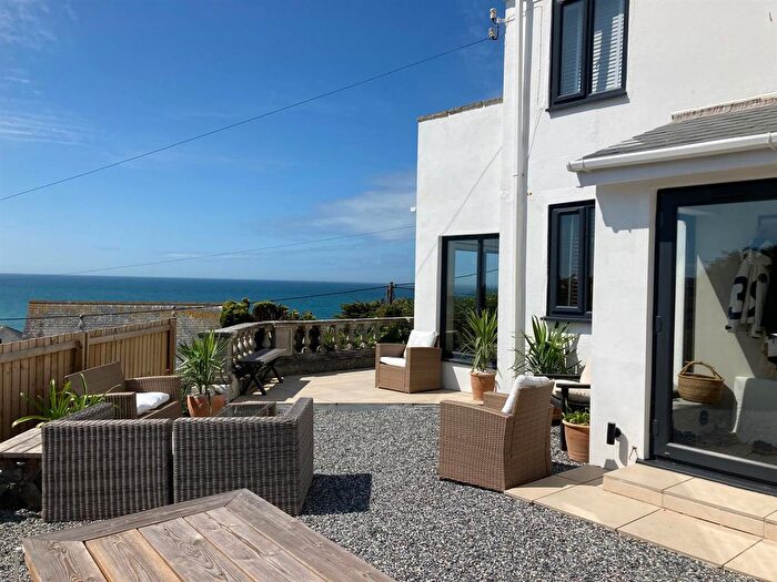2 Bedroom Flat For Sale In Downderry, Cornwall, PL11
