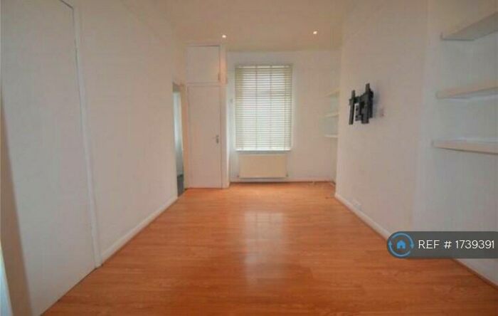 1 Bedroom Flat To Rent In Nicholson Road, London, CR0