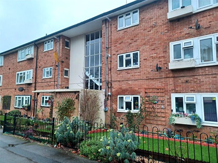 2 Bedroom Flat To Rent In Iffley Road, Oxford, Oxfordshire, OX4