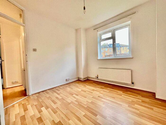 2 Bedroom Flat To Rent In Benson Court, Junction Road, London, N19