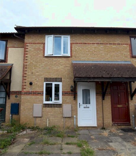 2 Bedroom Terraced House To Rent In Cypress Gardens, Bicester, Oxfordshire, OX26