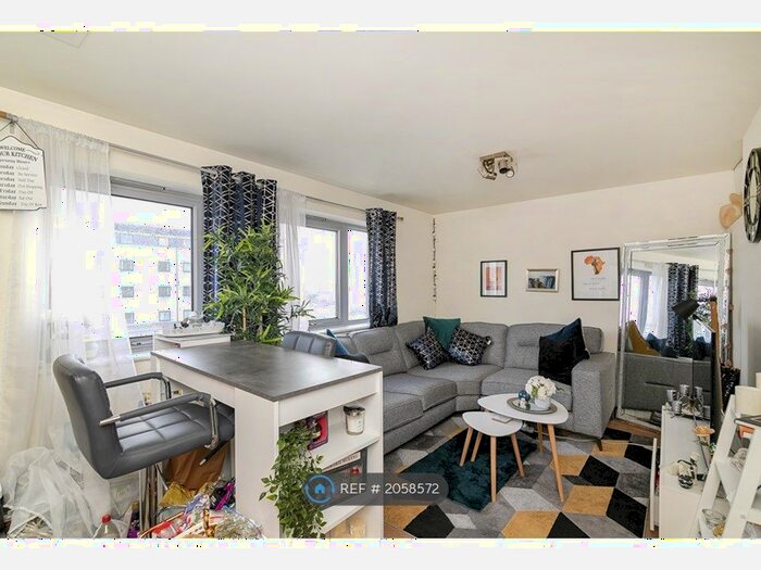 Studio To Rent In Cosmopolitan Court, Enfield, EN1