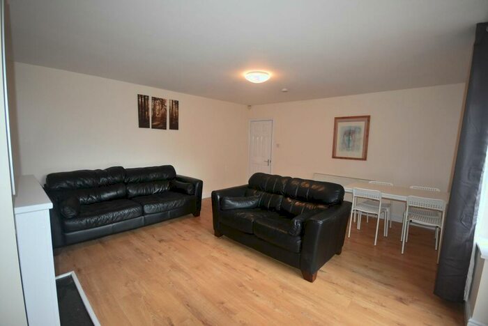 4 Bedroom Apartment To Rent In Burnage Lane, Burnage, Manchester., M19