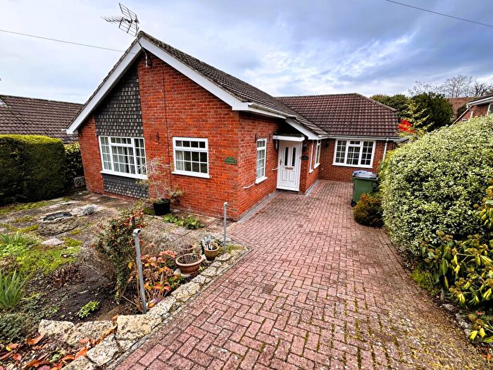 4 Bedroom Bungalow To Rent In Highlands, Potterne, Devizes, SN10