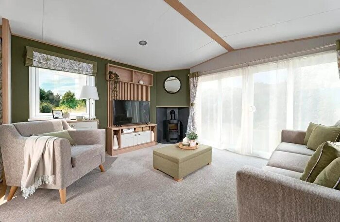 2 Bedroom Mobile Home For Sale In Ribble Valley Country & Leisure Park, Paythorne, Clitheroe, BB7