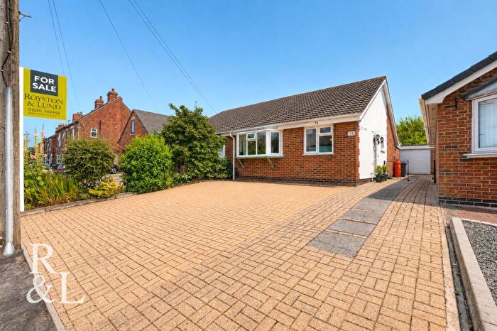 2 Bedroom Semi-Detached Bungalow For Sale In New Street, Donisthorpe, Swadlincote, DE12