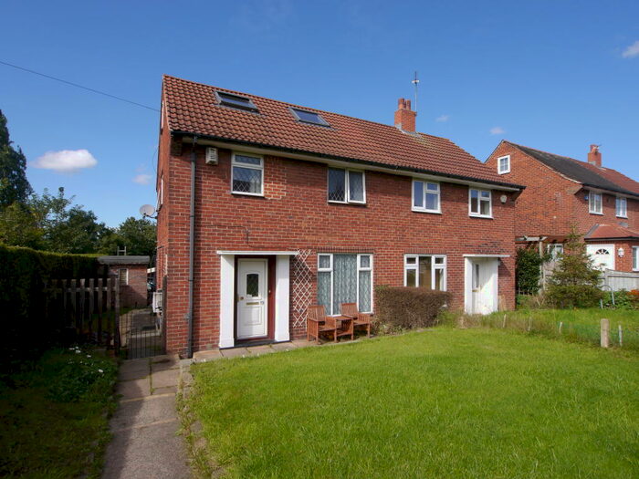 3 Bedroom House To Rent In Fernbank Drive, Bramley, LS13