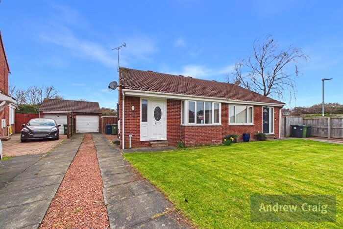 2 Bedroom Bungalow For Sale In Follingsby Drive, Wardley, NE10