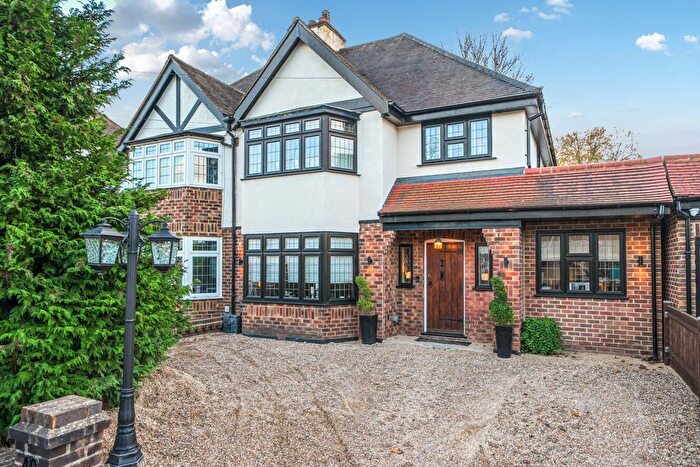 4 Bedroom Semi Detached House For Sale In Wood Ride, Petts Wood, Orpington, BR5