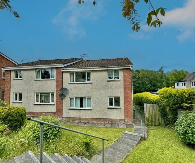 2 Bedroom Flat To Rent In Tay Place, Gardenhall, East Kilbride, G75