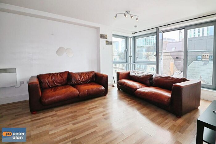 2 Bedroom Flat For Sale In Golate Street, Cardiff, CF10