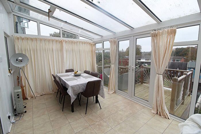 3 Bedroom Terraced House For Sale In Kennedy Close, Purbrook, Waterlooville, PO7