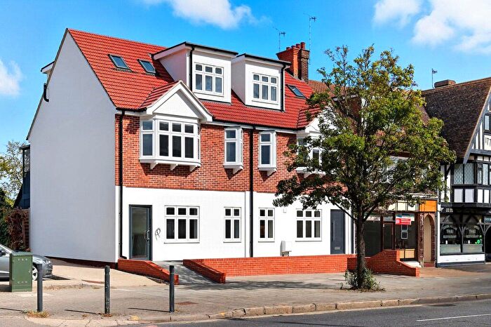1 Bedroom Flat For Sale In London Road, Leigh-On-Sea, Essex, SS9