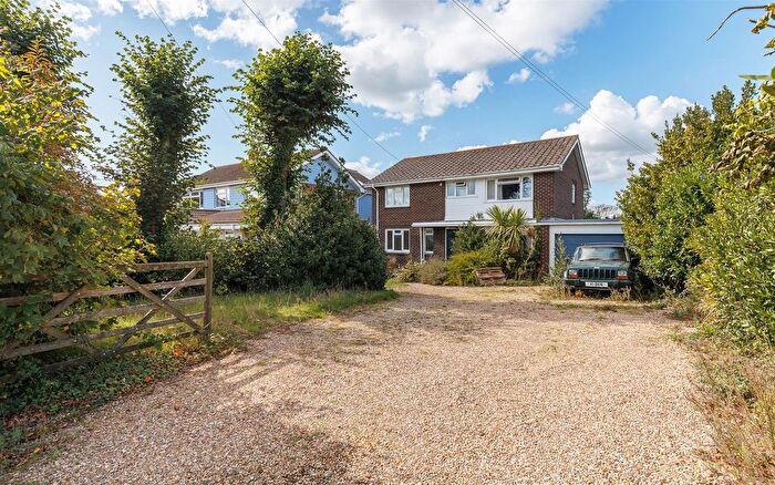 4 Bedroom Detached House For Sale In Baring Road, Cowes, PO31